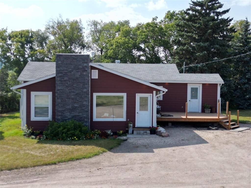 Property Photo: 86155 3N Road MB R0K 0L0
