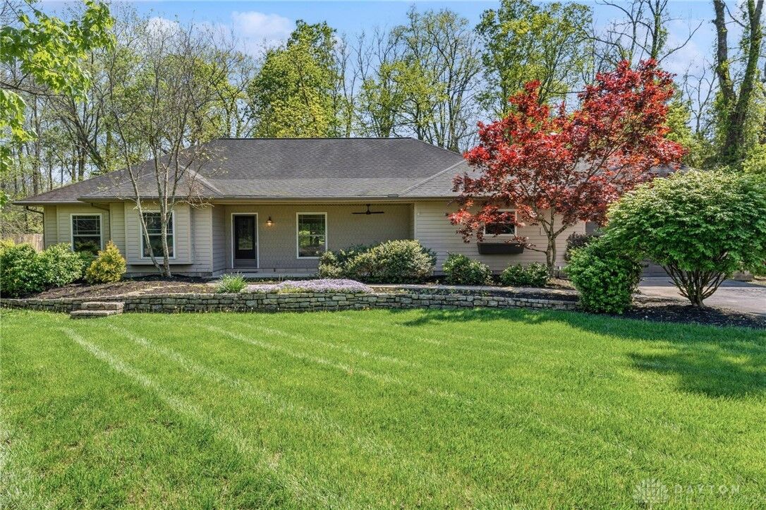 Property Photo: 1962 E Spring Valley Pike OH 45458