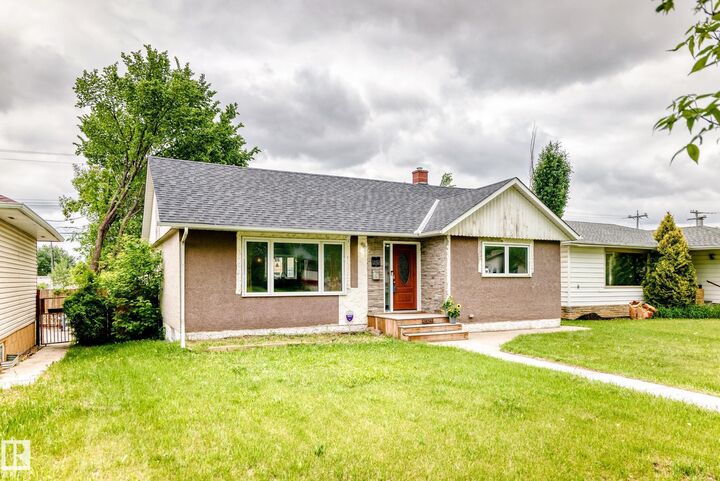 Property Photo: 12423 75 Street NW AB T5B 2C1