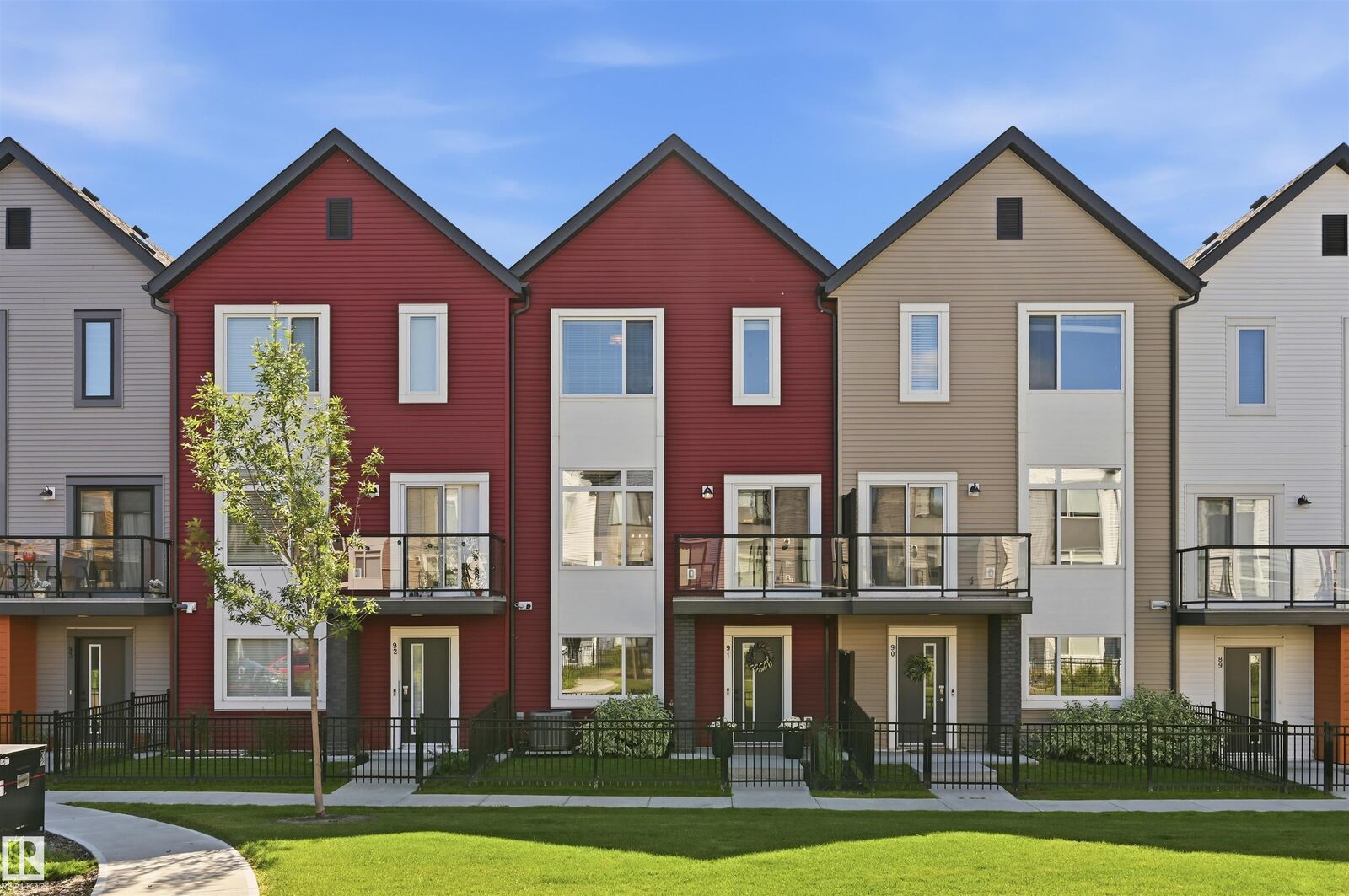 Property Photo:  1010 Rabbit Hill Road SW 91  AB T6W 4G7 