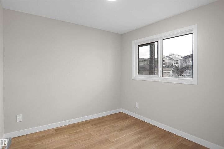 Property Photo:  97 Nerine Crescent  AB T8N 8C6 