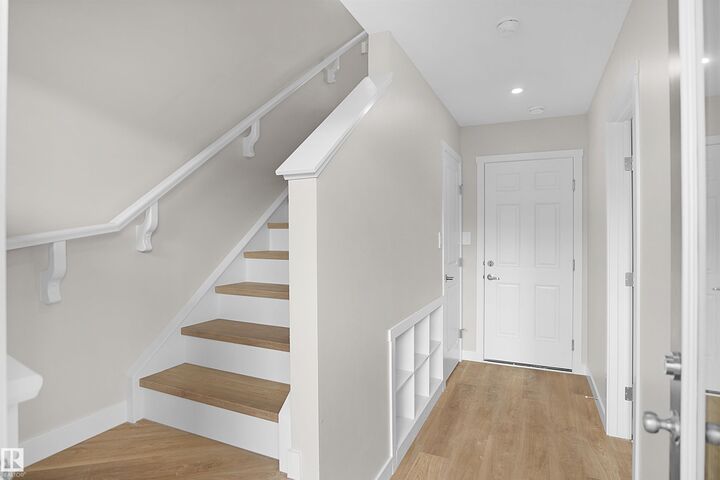 Property Photo:  99 Nerine Crescent  AB T8N 8C6 