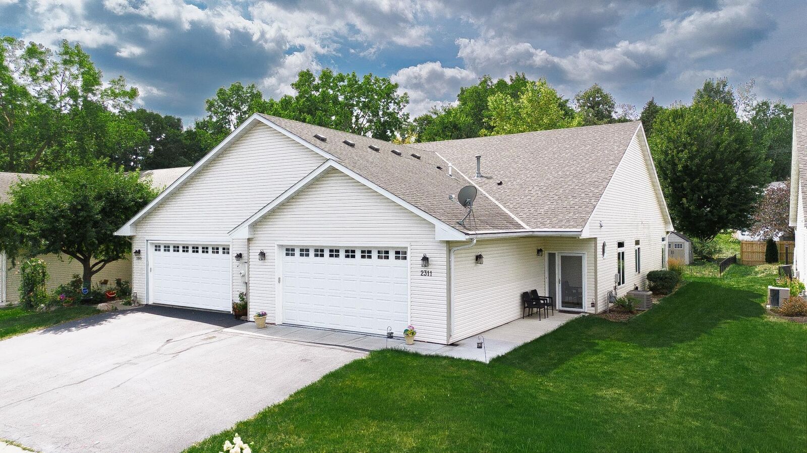Property Photo:  2311 Norwood Lane  MN 55364 
