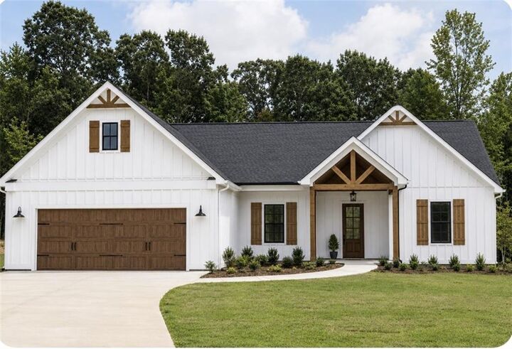 Property Photo: 680 Presley Farm Parkway GA 30153