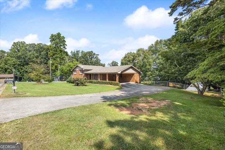 Property Photo:  5082 Ailene Drive  GA 30135 