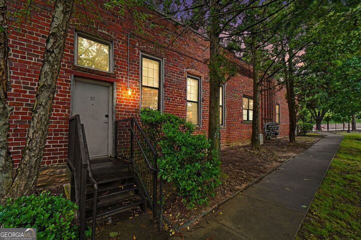 Property Photo:  644 Wells Street SW 2A  GA 30310 