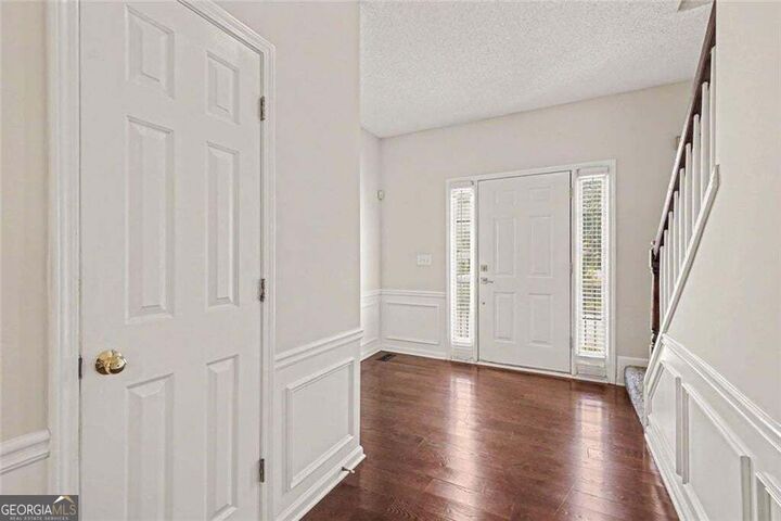 Property Photo:  2200 Traywick Chase  GA 30004 