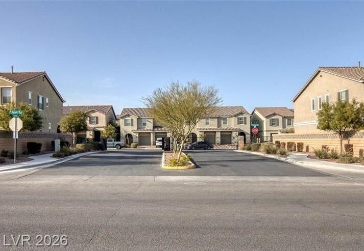 Property Photo: 5392 Blustery Towns Avenue NV 89118