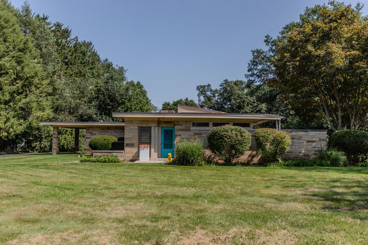 Property Photo:  19 Greenacres  IN 46350 