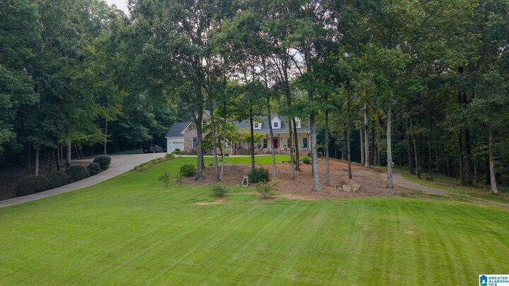 Property Photo:  617 Oak Valley Road  AL 35135 