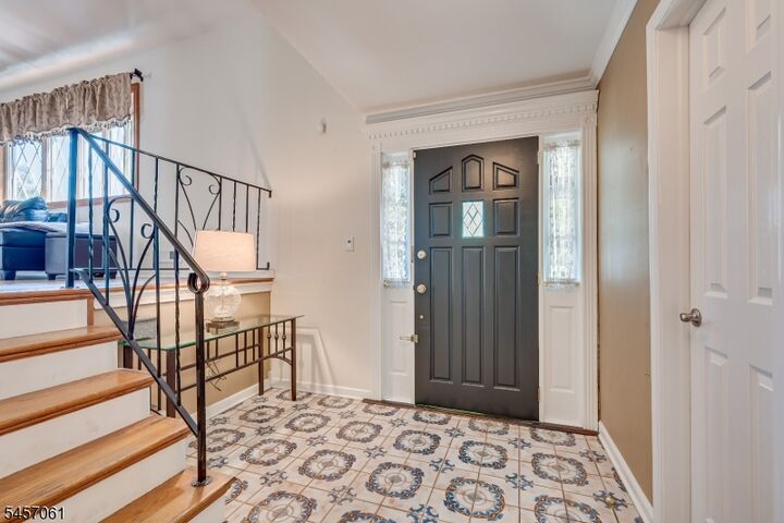 Property Photo:  36 Foxwood Dr  NJ 08873 