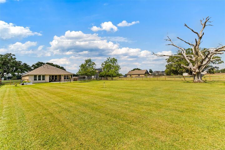 Property Photo:  1132 Quarter Horse Trail  TX 77515 