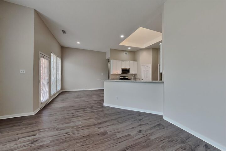 Property Photo:  11414 Oak Lake Glen Circle  TX 77498 