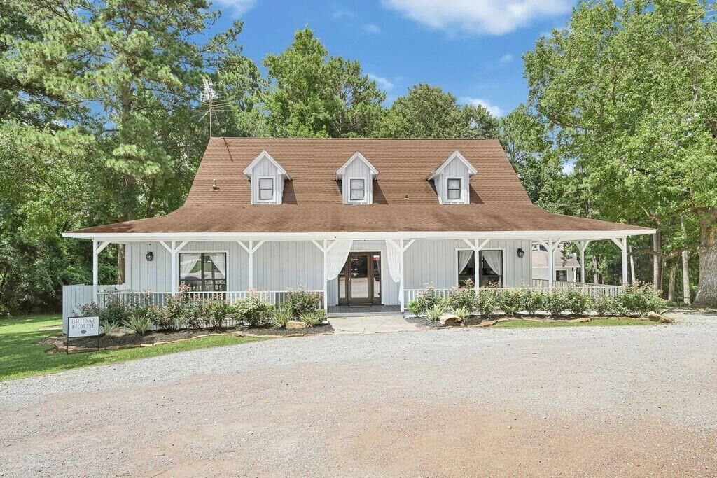 Property Photo:  1951 S Pine Lake Road  TX 77316 