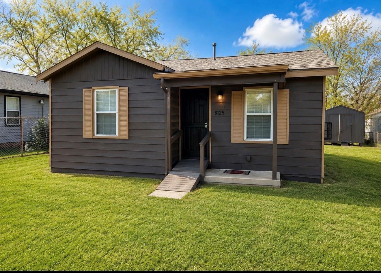 Property Photo:  8125 Shotwell Street  TX 77016 