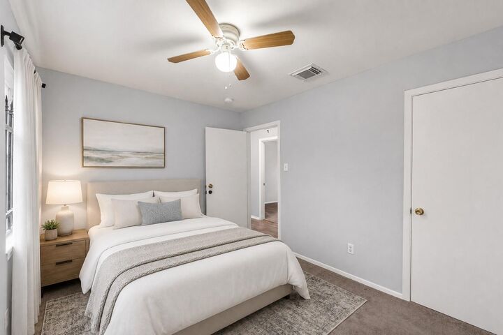 Property Photo:  9410 Rosehaven Drive  TX 77051 