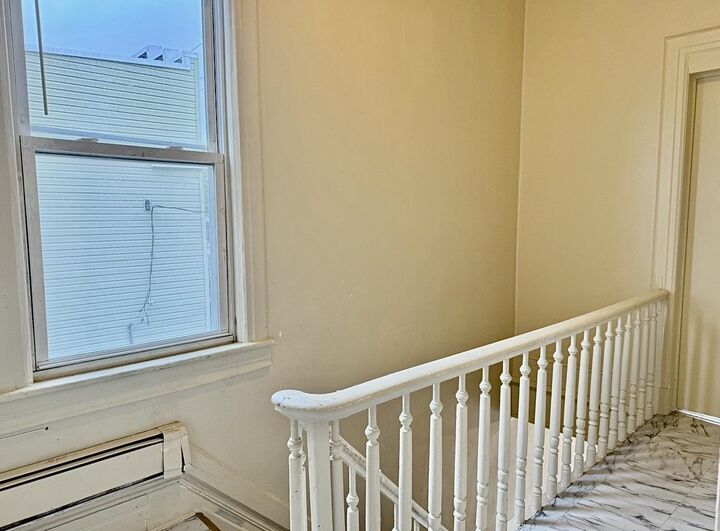 Property Photo:  197 Bartholdi Ave 1  NJ 07305 