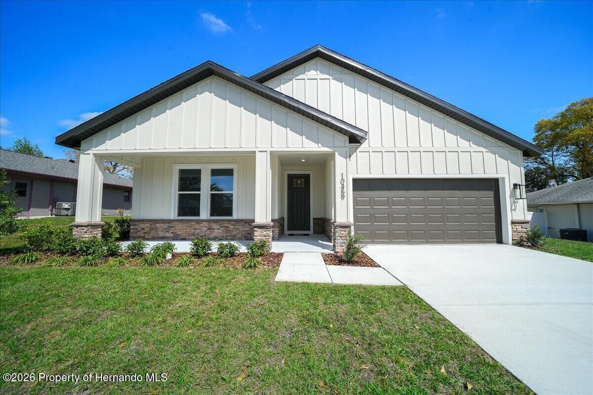 Property Photo: 10459 Abbeville Street FL 34608