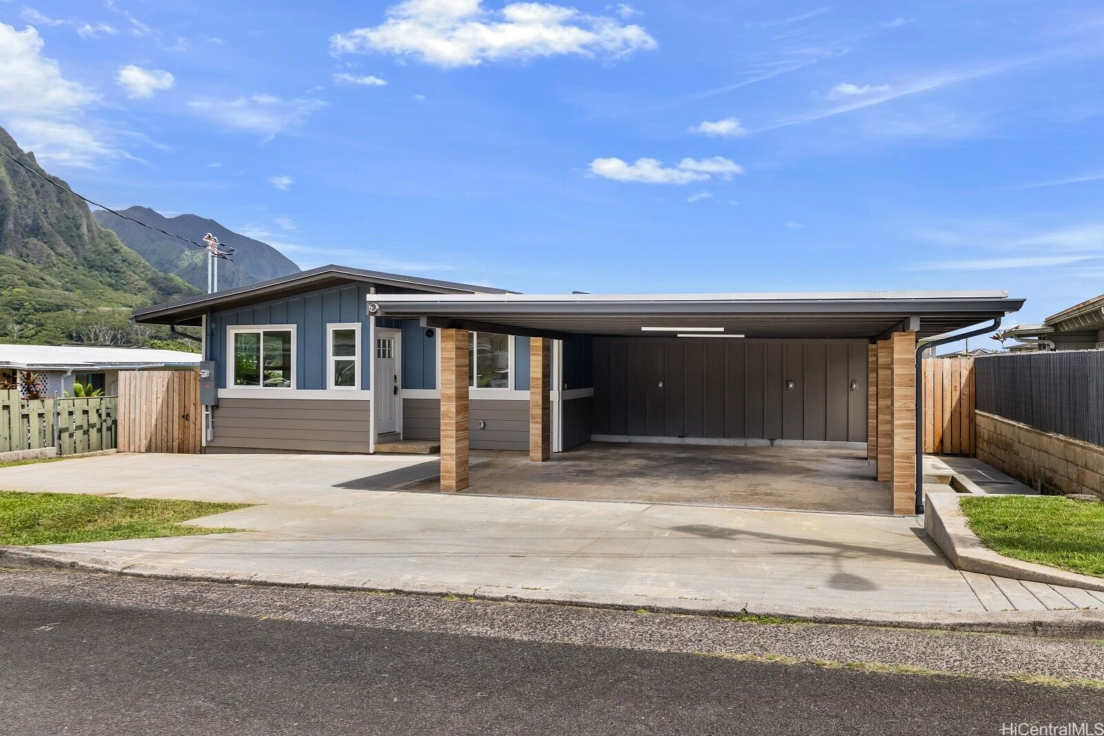 Property Photo:  45-659 Nawahine Loop  HI 96744 