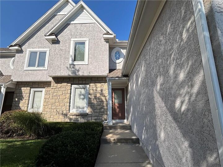 Property Photo:  11905 Westgate Circle  KS 66213 