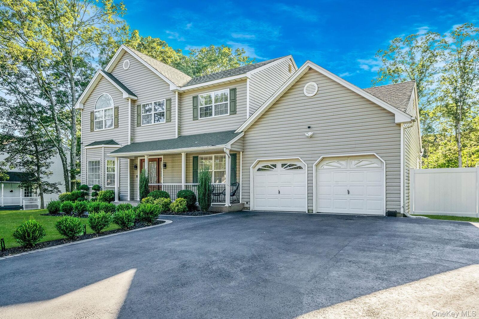 Property Photo:  3 Embassy Road  NY 11784 