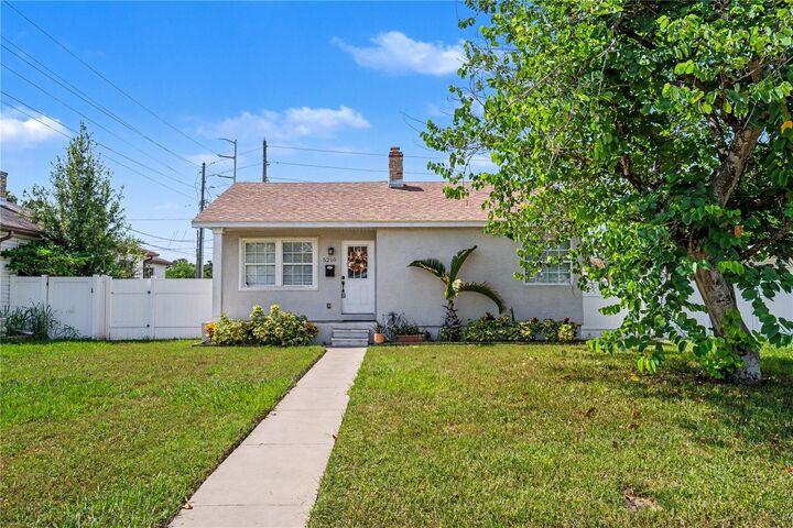 Property Photo: 5210 4th Avenue N FL 33710