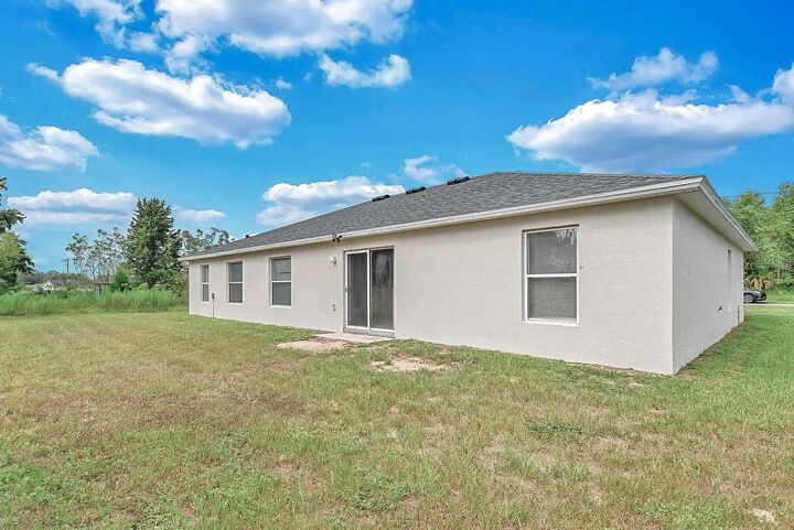 Property Photo:  18 Juniper Loop Drive  FL 34480 