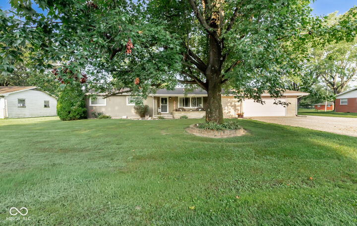 Property Photo: 164 S East IN 47229
