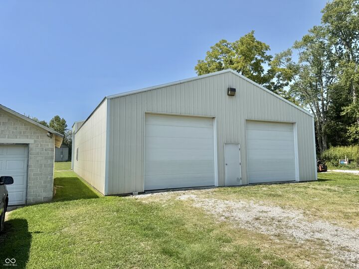 Property Photo:  3032 S State Road 235  IN 47260 