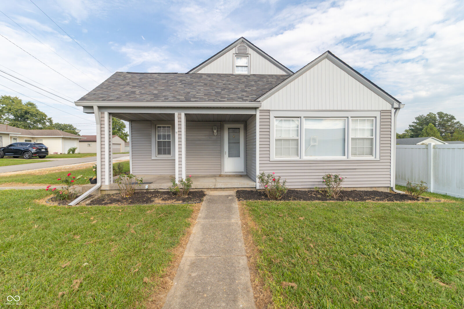 Property Photo:  621 Apple Street  IN 46140 
