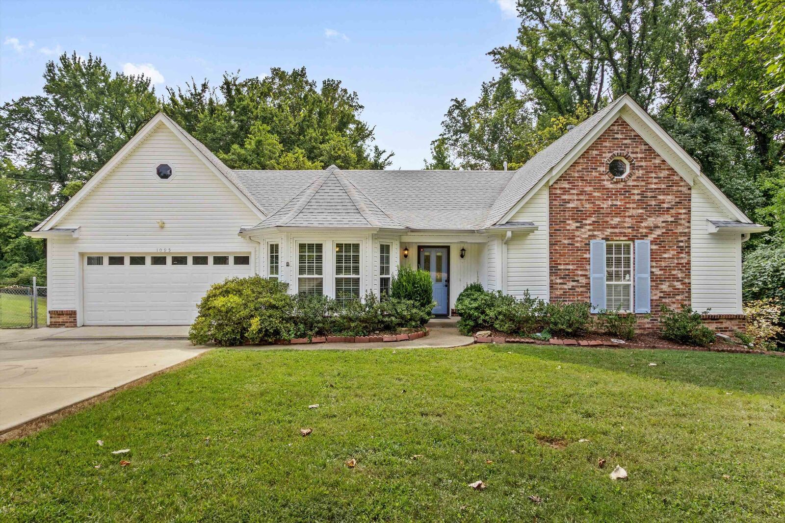 Property Photo:  1095 Locke-Cuba Rd  TN 38053 