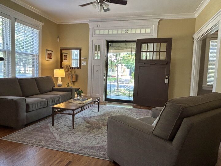 Property Photo:  449 Garland St  TN 38104 