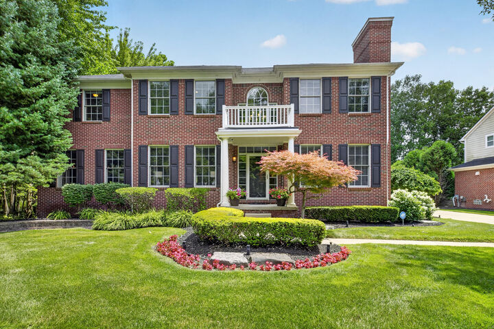 Property Photo: 613 Aylesbury Court MI 48187