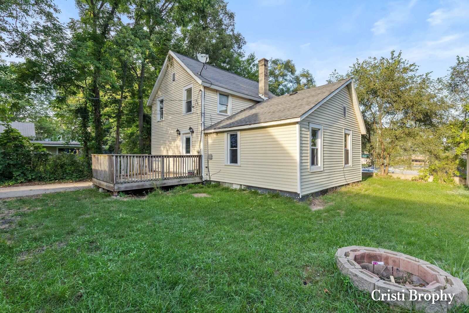 Property Photo:  2232 Hoyle Avenue NW  MI 49544 