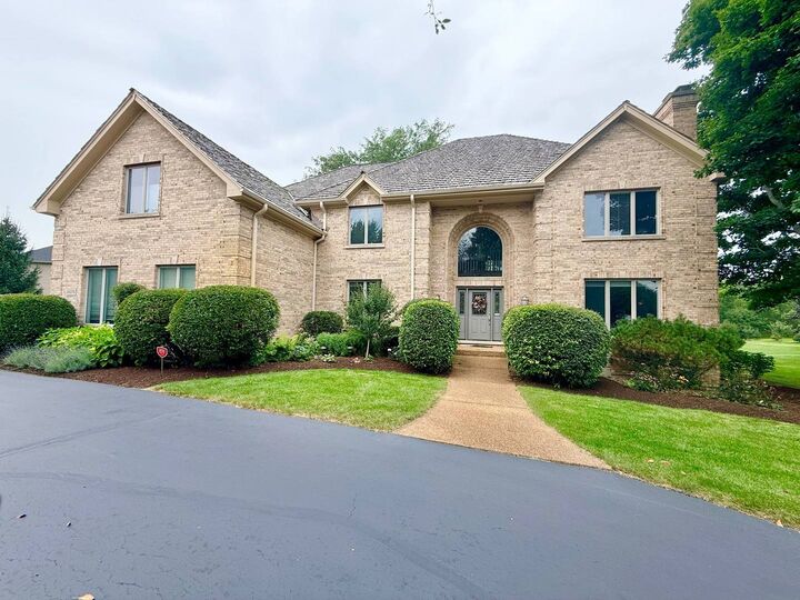 Property Photo: 28278 Gray Barn Lane IL 60010
