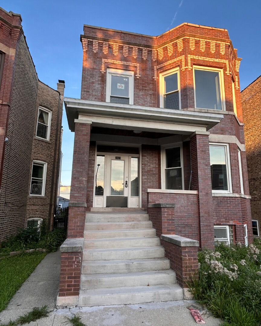 Property Photo: 2427 N Lowell Street 1 IL 60639