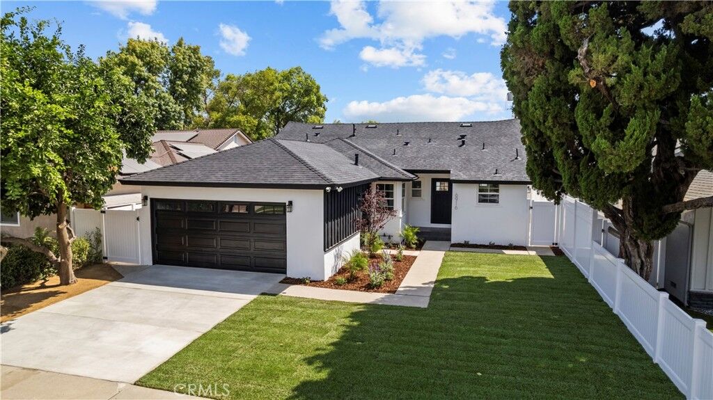 Property Photo:  6916 Bianca  CA 91406 