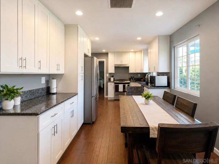 Property Photo:  33837 Palm  CA 92399 