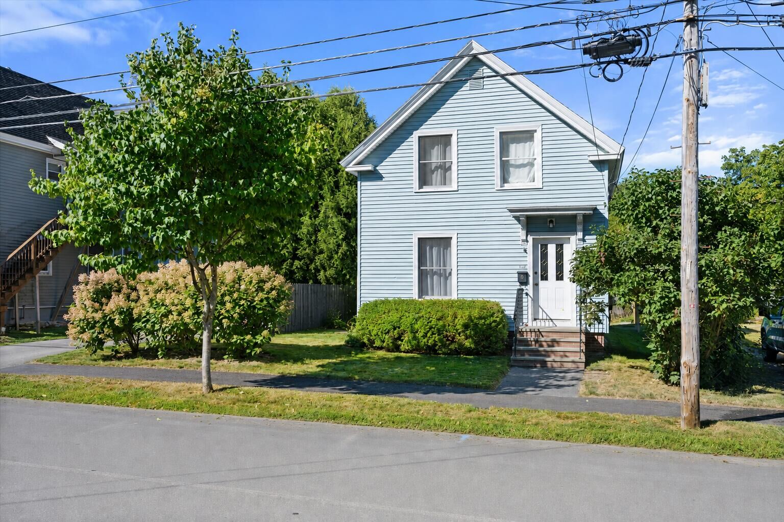 Property Photo: 142 Elm Street ME 04401