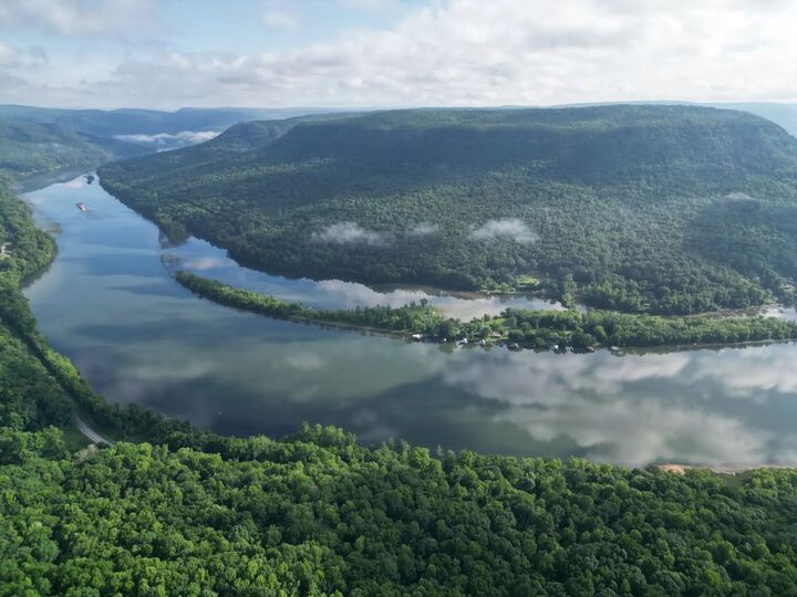 Property Photo: 9929 Mullins Cove Rd TN 37397