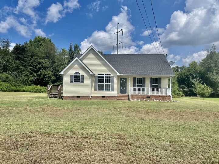 Property Photo: 33 Long Meadow Dr TN 37334