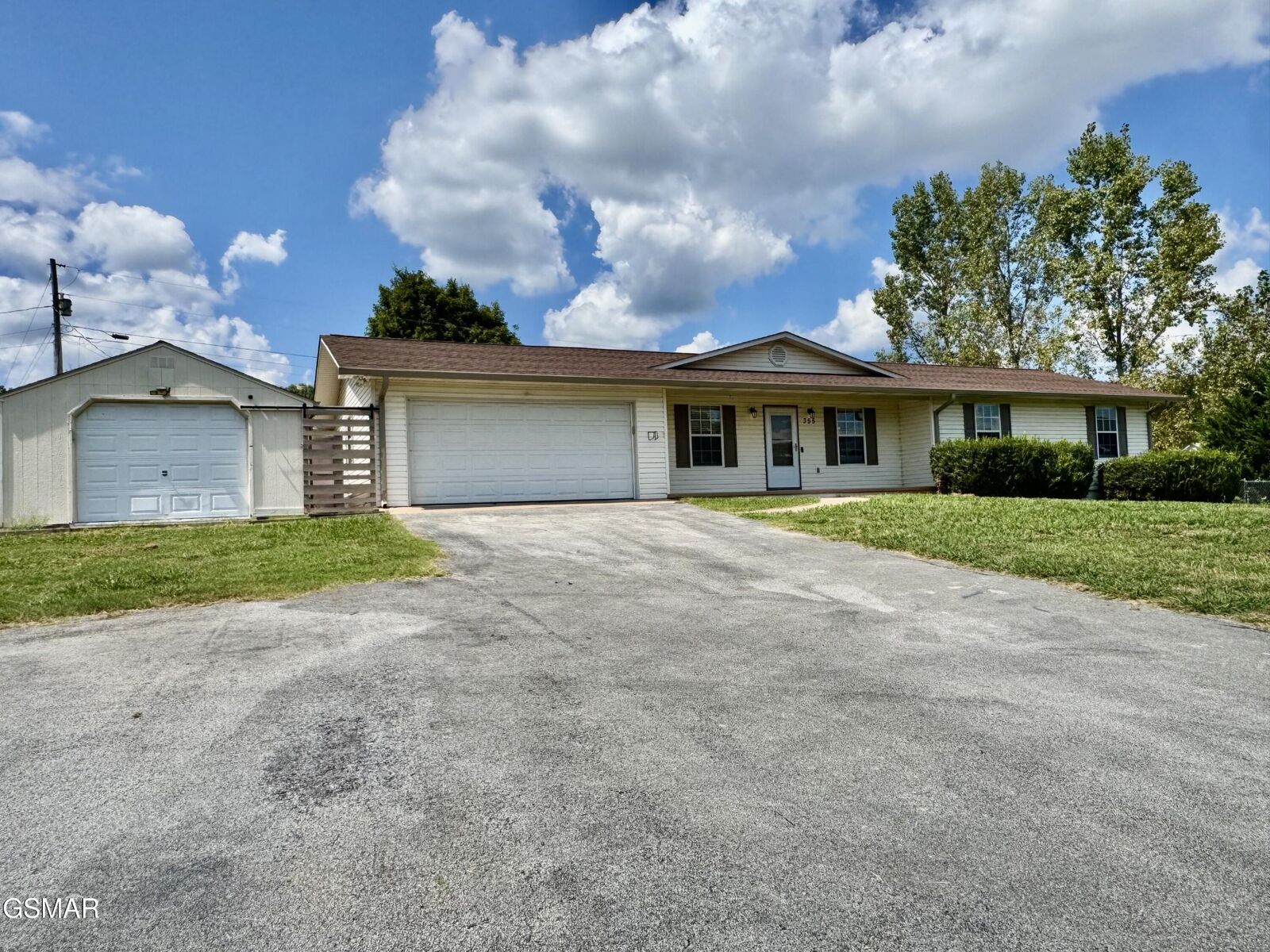 Property Photo: 355 Cate Byrd Road TN 37764