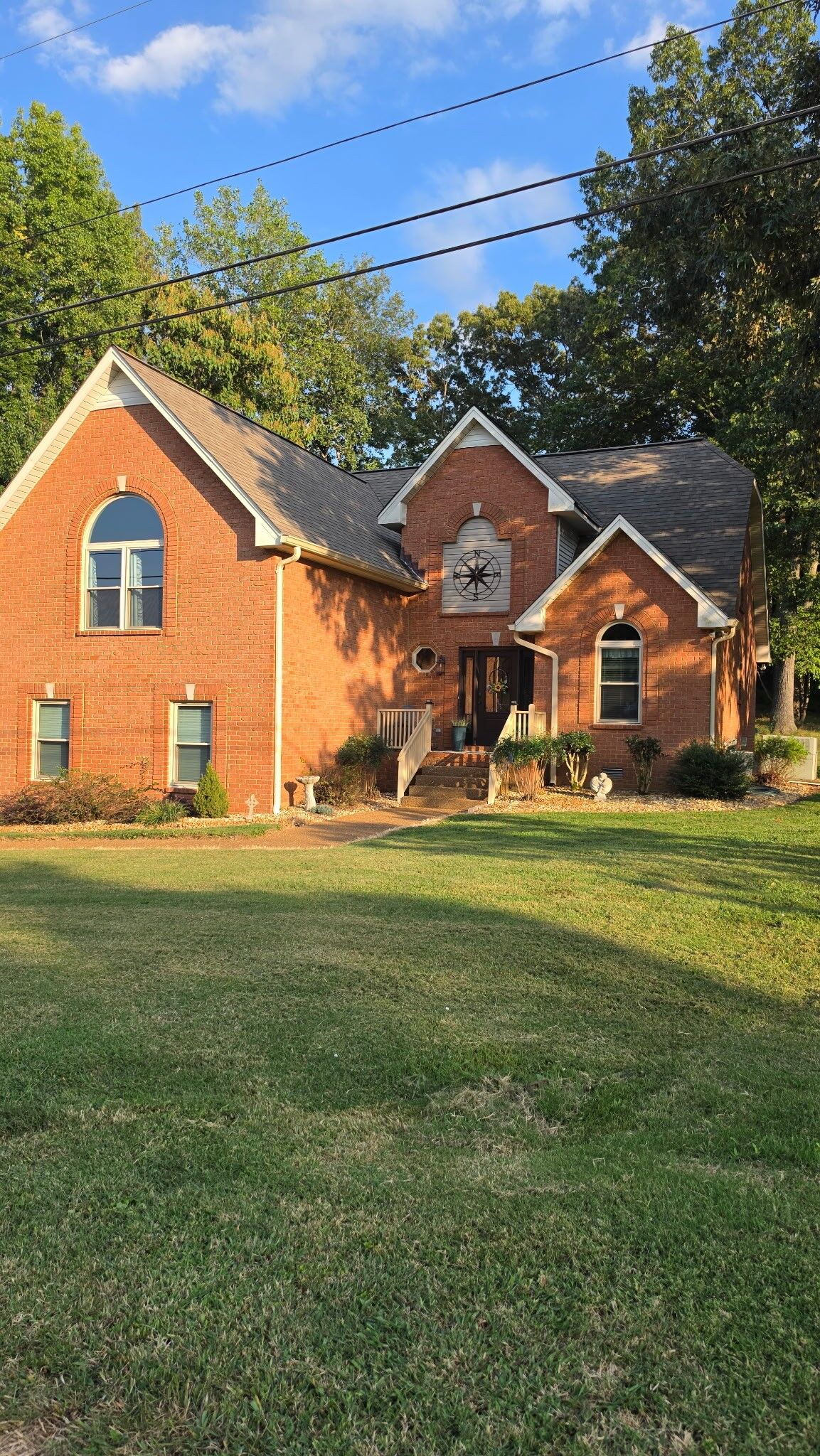 Property Photo:  215 S Aztec Dr  TN 37188 
