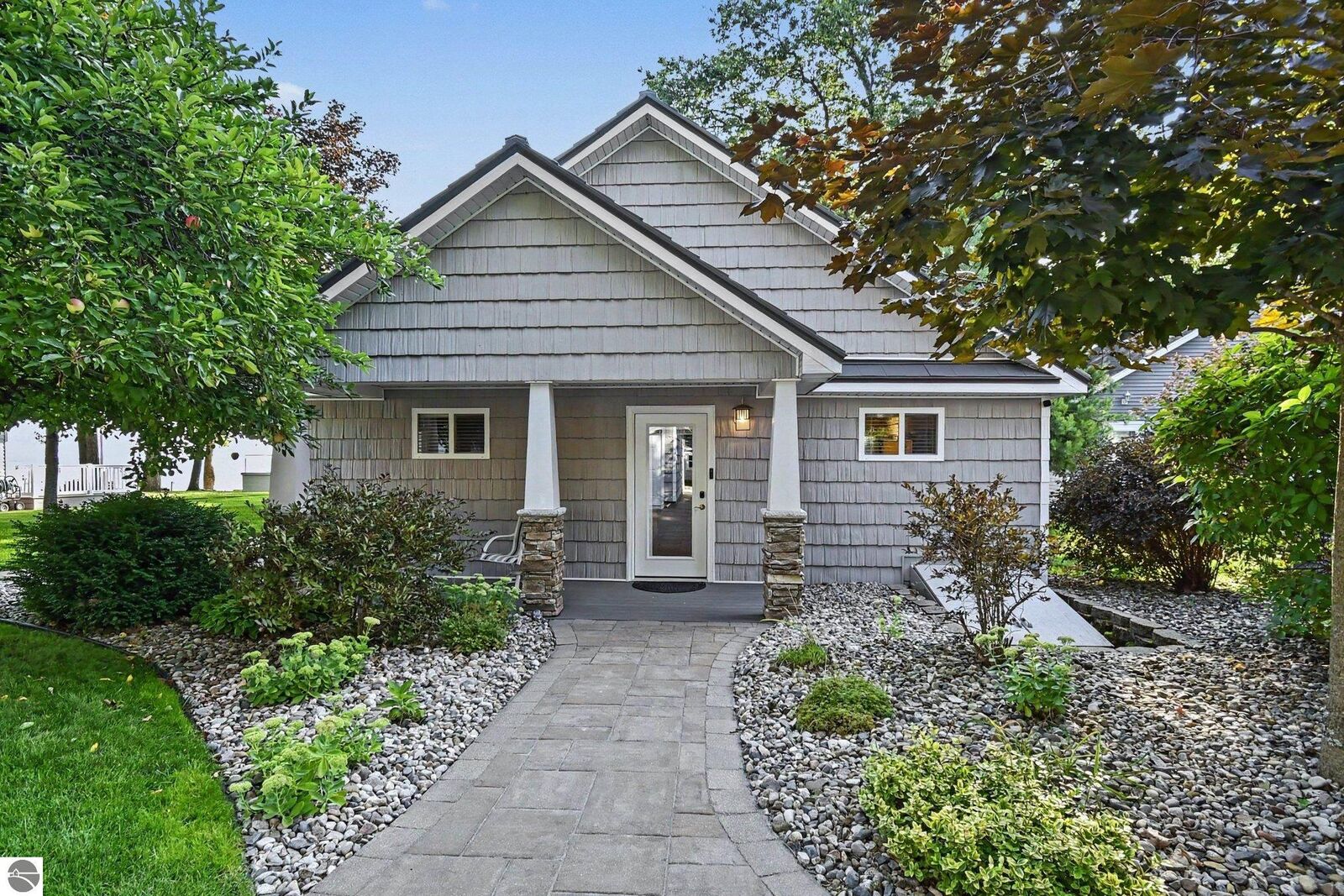 Property Photo: 1270 N Huron Road MI 48763