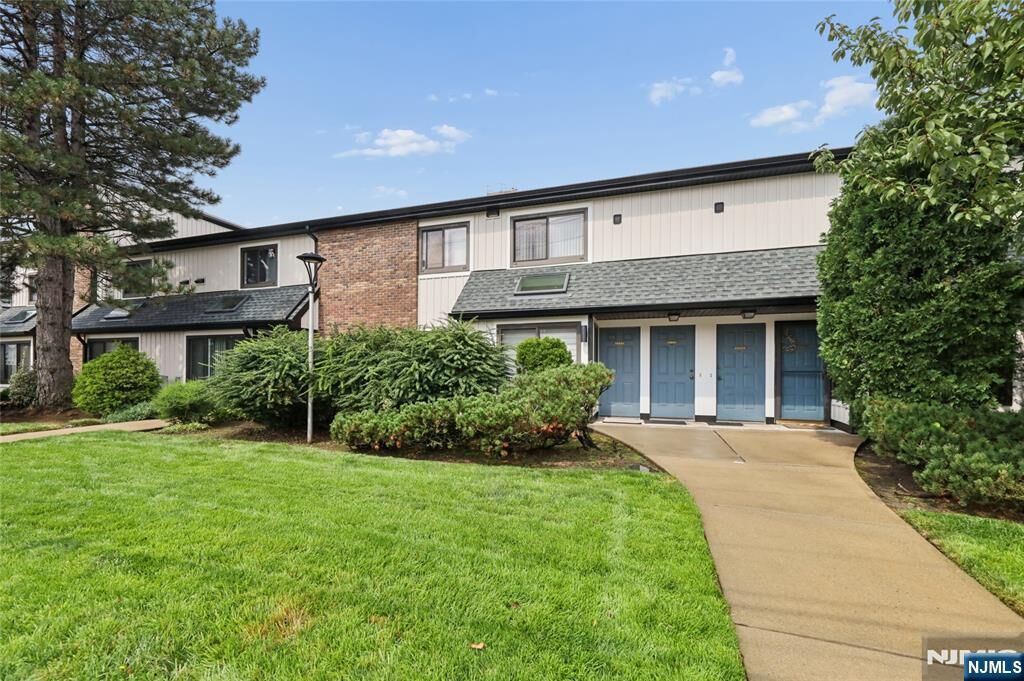 Property Photo:  1447 John Street  NJ 07024 