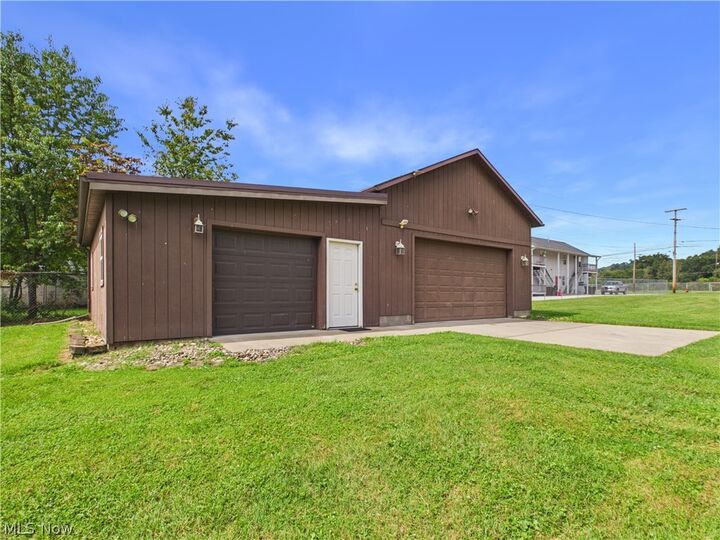 Property Photo: 1007 Campus Drive OH 45714