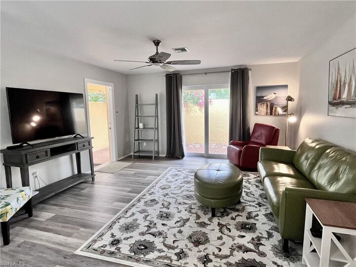 Property Photo:  186 Harrison Rd H4  FL 34112 