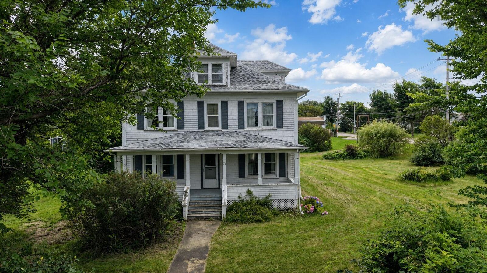 Property Photo: 74 Kings Road NS B1S 2B5