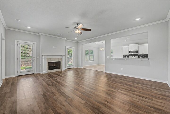 Property Photo:  818 Copper Street  AR 72745 