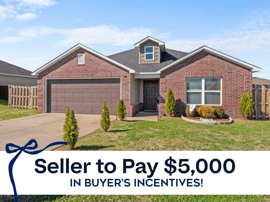 Property Photo: 888 NW Evans Circle AR 72713